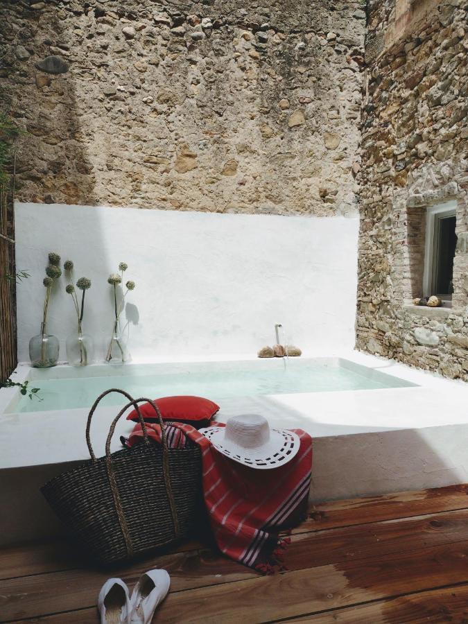 Can Tando Restored Catalan Old Barn To Enjoy Peaceful Rural Simplicity Sant Jordi Desvalls Exterior photo