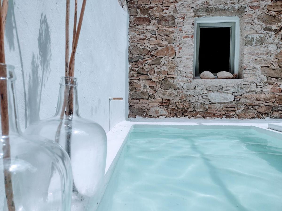 Can Tando Restored Catalan Old Barn To Enjoy Peaceful Rural Simplicity Sant Jordi Desvalls Exterior photo